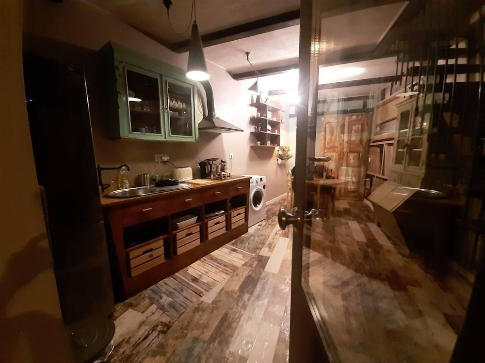 undefined Stunning 2-bed House in Beautiful Area of Lisboa 4