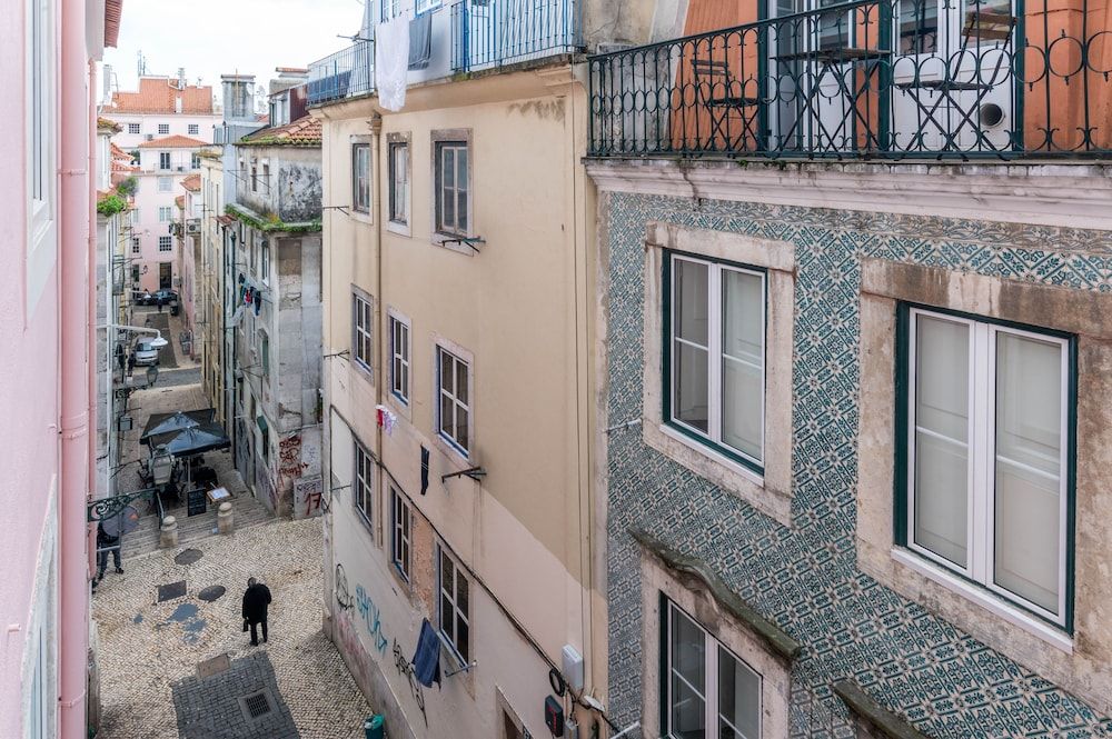 undefined Portas do Bairro Alto 8