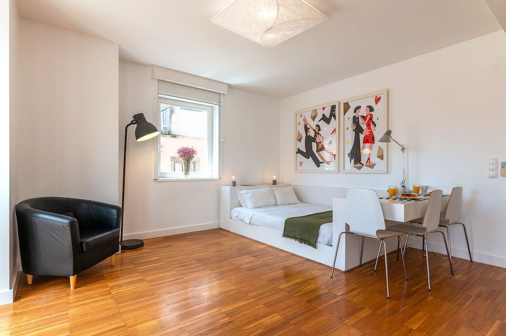 Portas do Bairro Alto Basic Studio 7