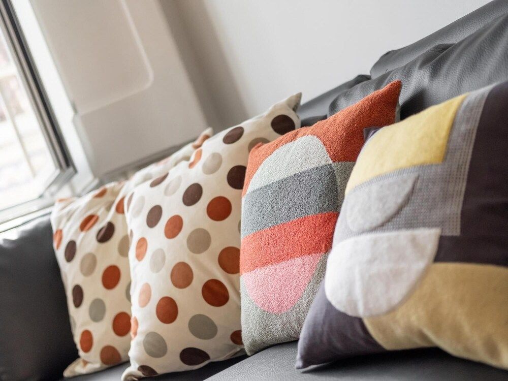 LV Premier Baixa PR2 Elevator City View Balcony Apartment 22