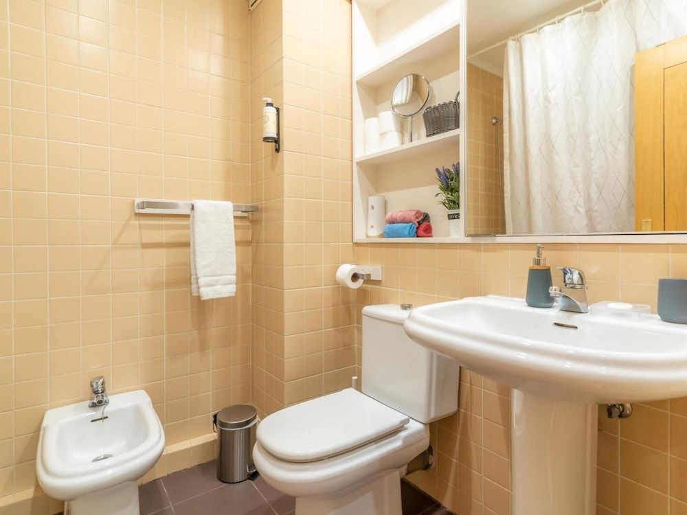 LV Premier Baixa PR2 Elevator City View Balcony Apartment 37