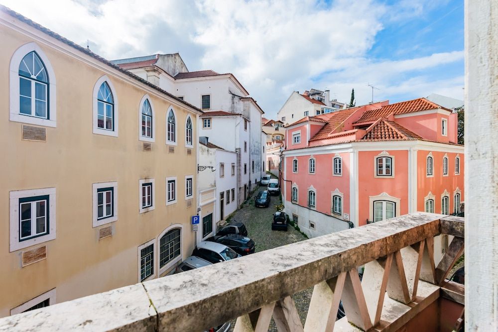 undefined 2BR Chic&Bright com 120m2 em Campo de Ourique 2