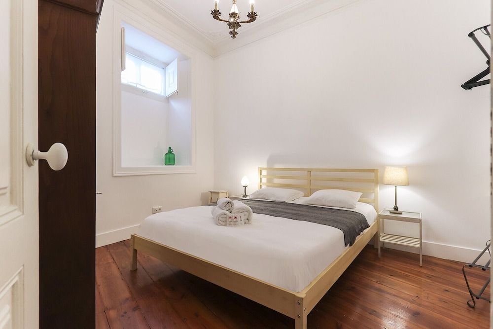 undefined Castelo Typical by Homing 10