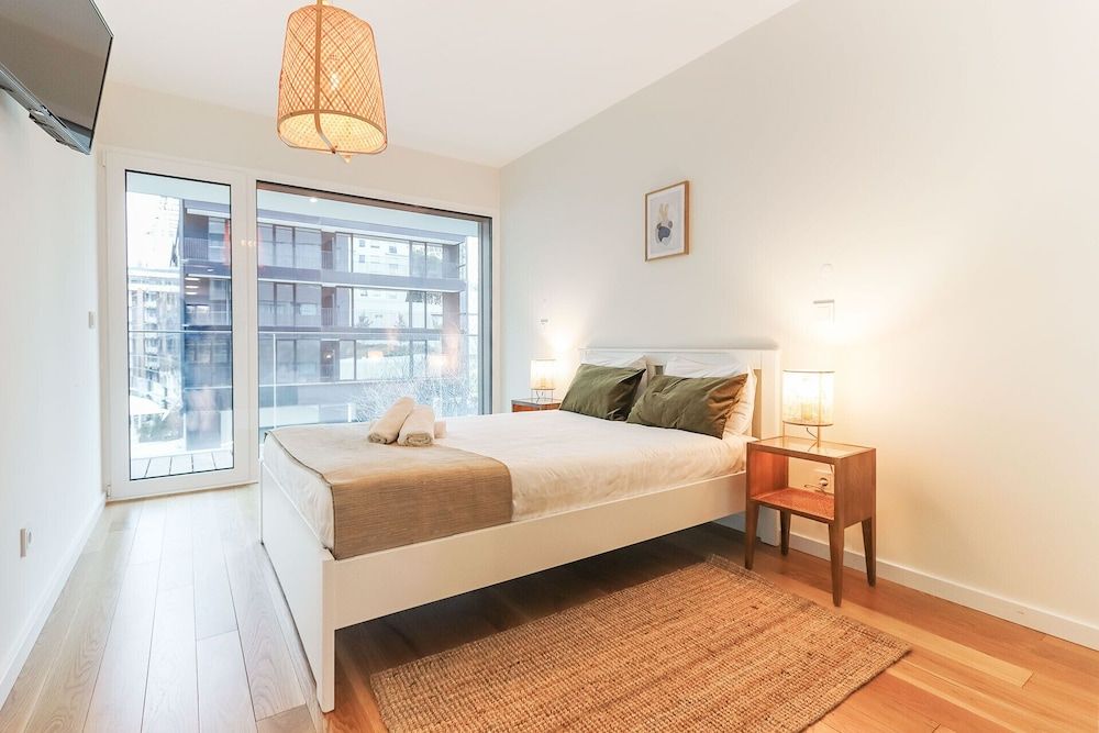 undefined Benfica Prime Terrace by Homing 6