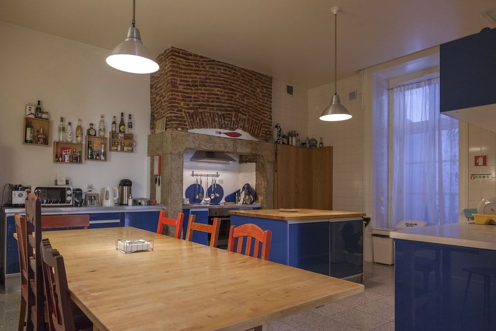 undefined Lisbon Lounge Hostel 6