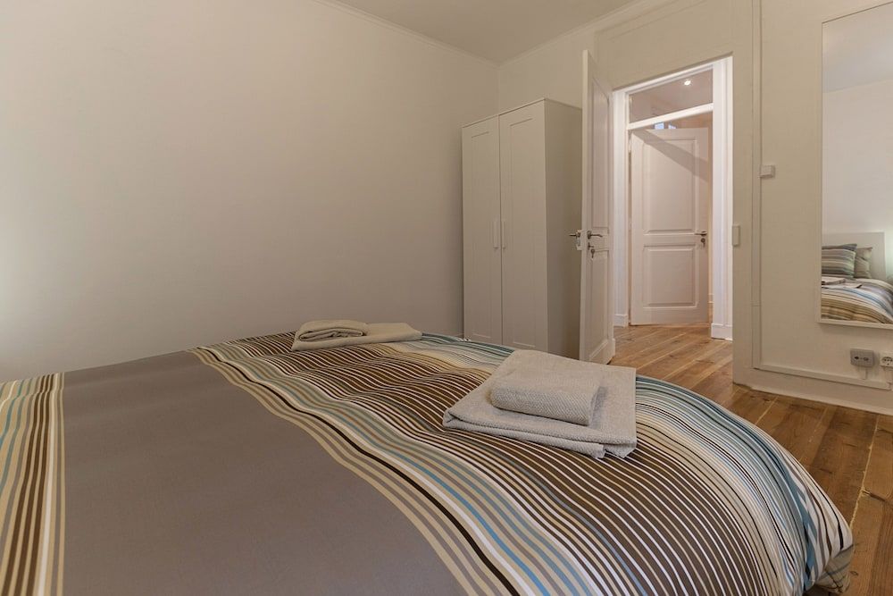 undefined Apartments Center 3