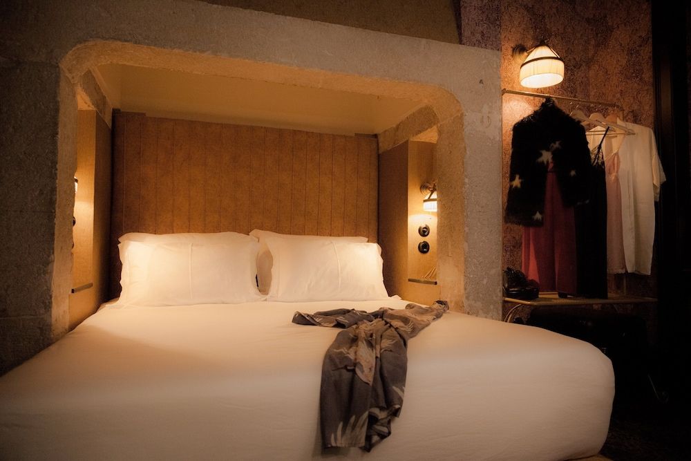 Pensão Amor Madam’s Lodge Secret Rooms 7