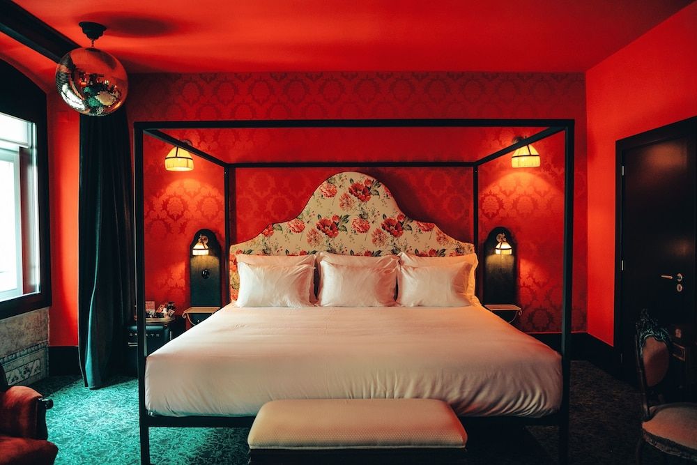 undefined Pensão Amor Madam’s Lodge