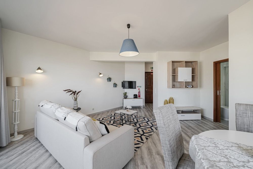 Basic Apartment, 1 Queen Bed with Sofa bed, Sea View
