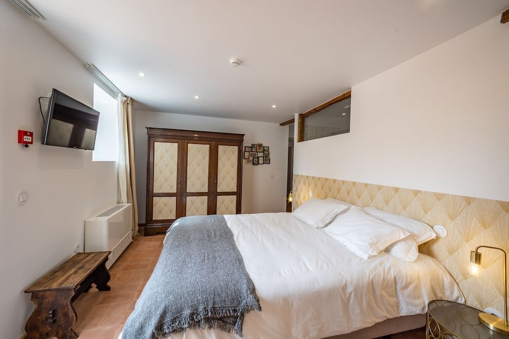 Villa Galega Guest House (3 Suites) 10