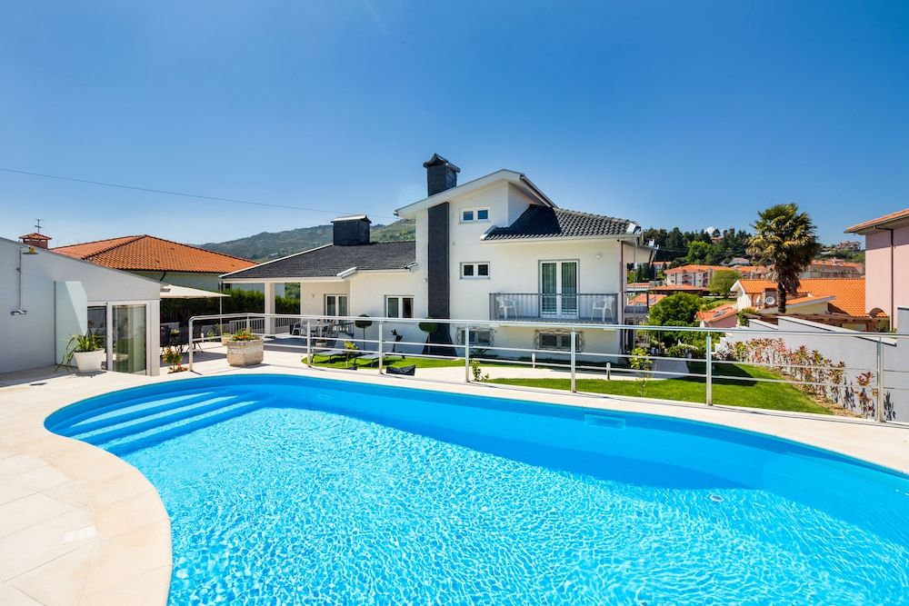 Townhome, 3 Bedrooms, Private Pool, Mountain View
