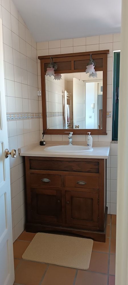 Donna Nega Alojamento Local Classic Double Room, 2 Double Beds, River View 6