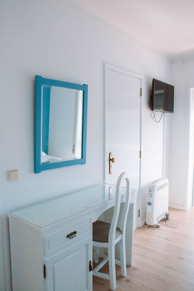 ARCA NOVA GUEST HOUSE & HOSTEL Basic Triple Room 7