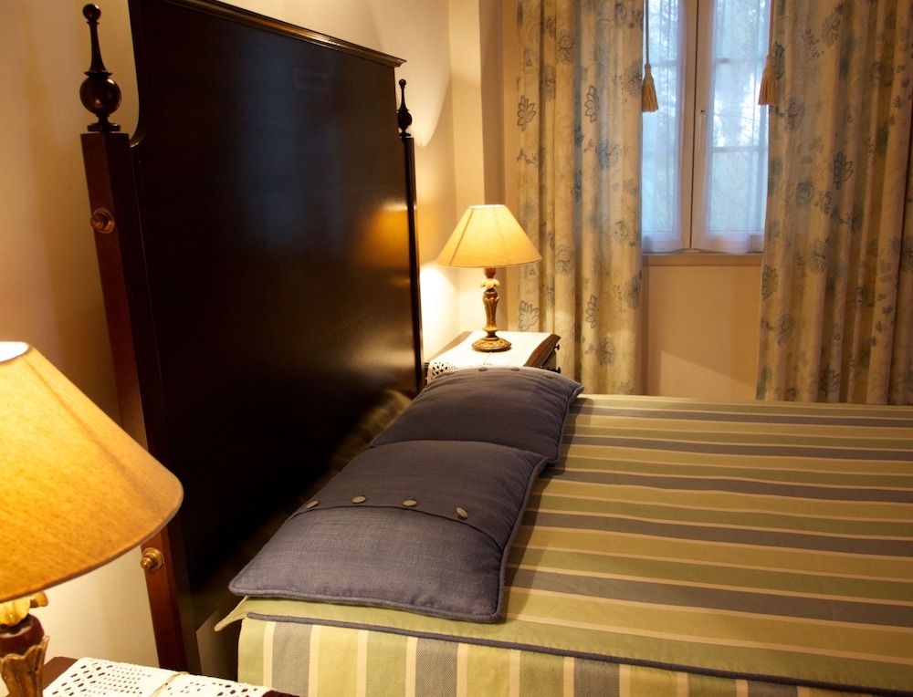 Casa dos Arrábidos Traditional Villa, 5 Bedrooms, Private Pool, Garden View 3