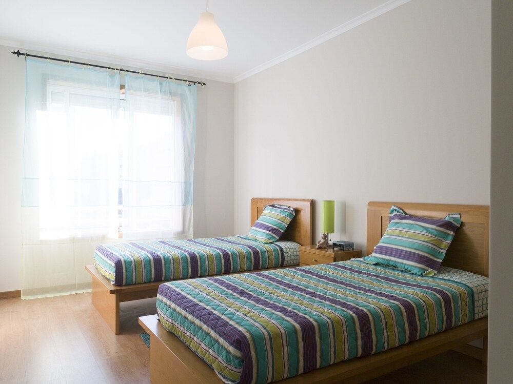 Madalena Beach Apartment by MP Apartment, 2 Bedrooms, Non Smoking, Sea View 3