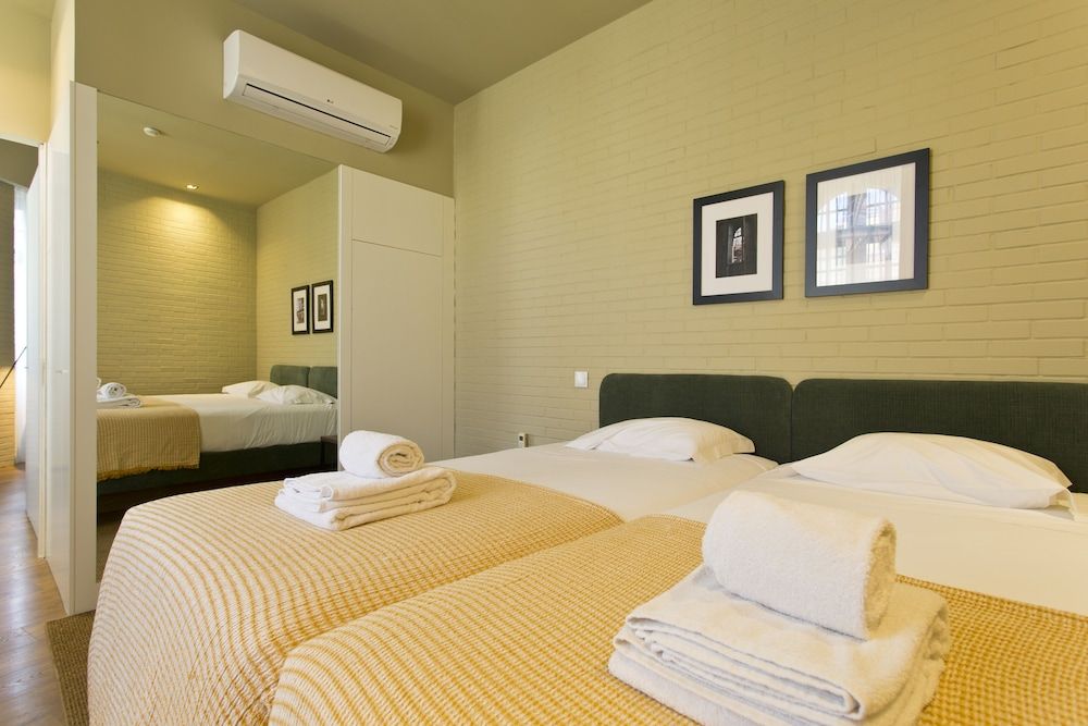 RVA Porto Central Flats Apartment, 3 Bedrooms (6 people) 2