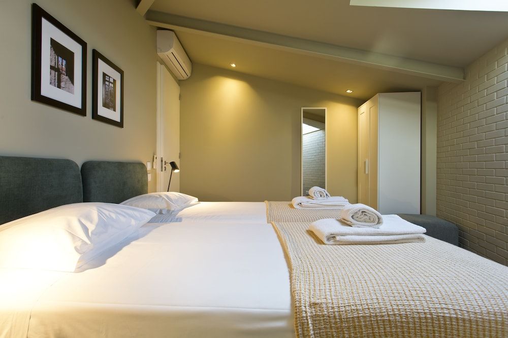 RVA Porto Central Flats Apartment, 3 Bedrooms (7 people) 4