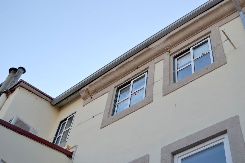 undefined Downtown Porto Spot 4