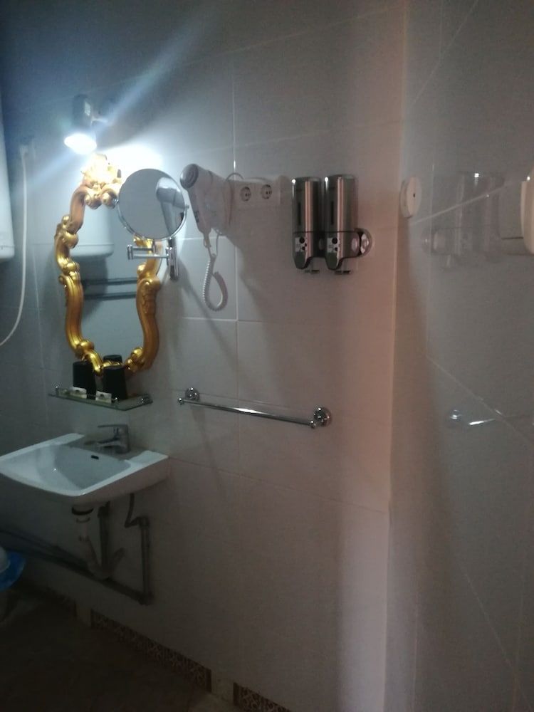 Hotel Cristo Rei Double Room 11