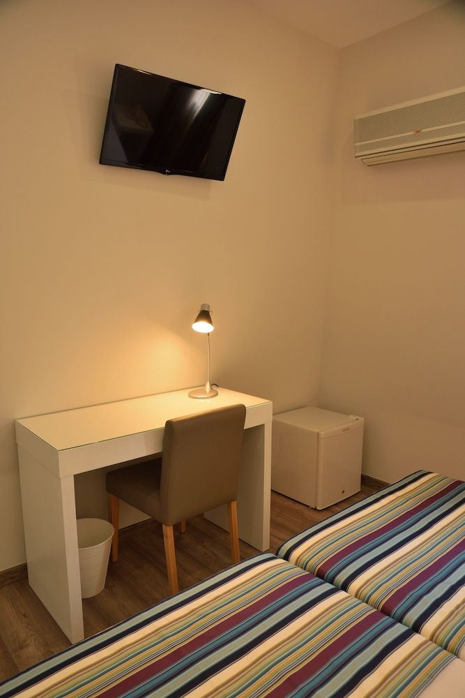 Porto Domus Hotel Twin Room 2