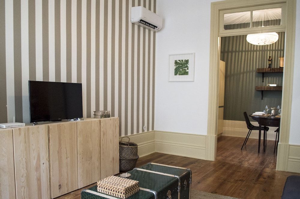 Unique Apartments Design Apartment, 2 Bedrooms, Courtyard View 8