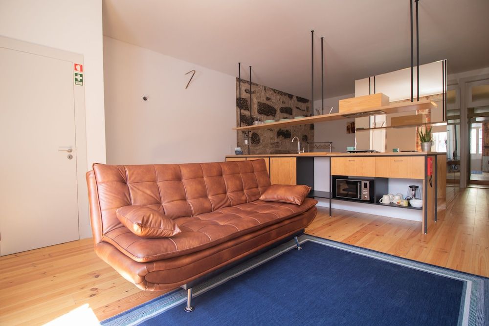 Step In Porto Apartments Deluxe Studio, Courtyard View (2) 8