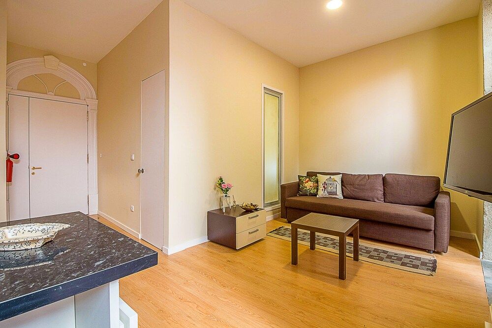 São Domingos Flowers Apartments Apartment, 1 Bedroom, Courtyard View (Rose) 5