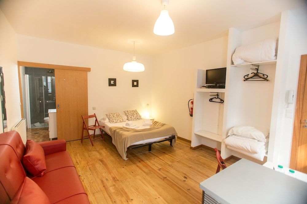 Historical Center Apartments by Porto City Hosts Studio (0A) 4