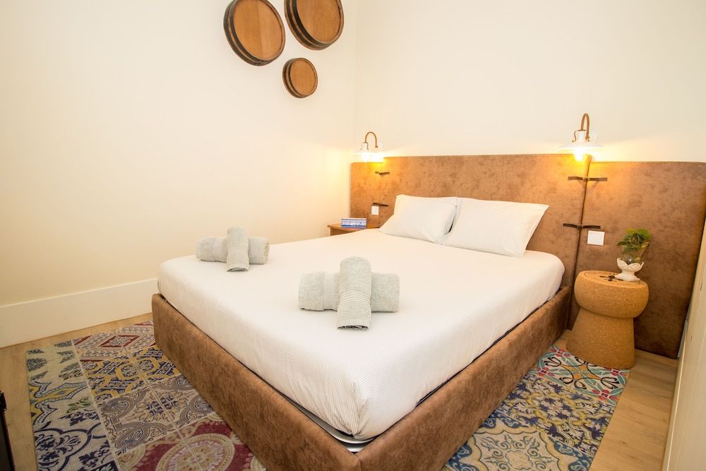 undefined Guest H4U Flores Almada City center 2