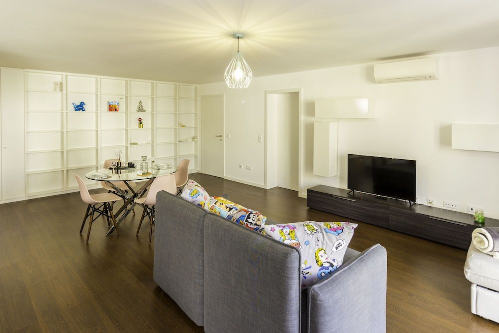 Guest H4U Bonjardim Pop Art City Center Design Apartment, 1 Bedroom, Garden View 26