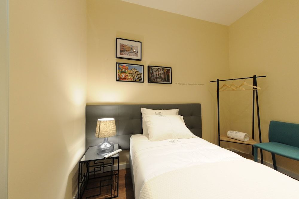 Single Room (Macao)