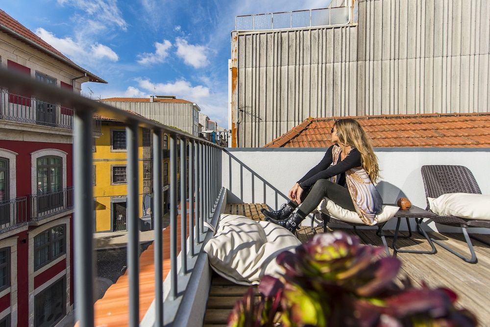DA'Home - Almada Luxurious Duplex Apartment, 3 Bedrooms 20