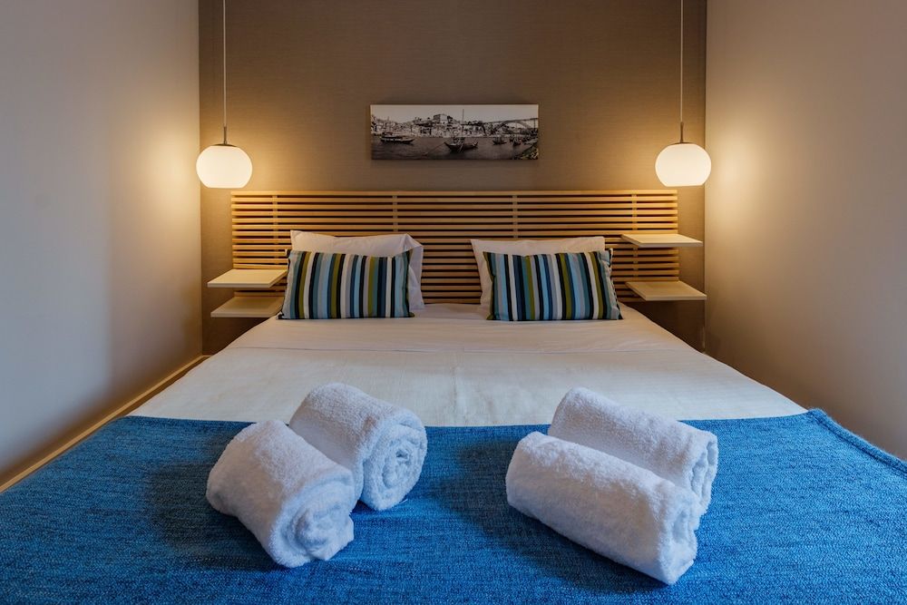 Casa Portuguesa by Una Apartment, 1 Bedroom, Garden View (Y) 5