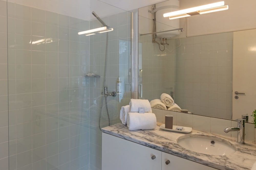 Casa Portuguesa by Una Apartment, 1 Bedroom, Garden View (U) 6