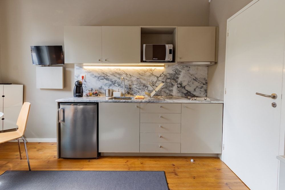 Casa Portuguesa by Una Apartment, 1 Bedroom, Garden View (U) 9