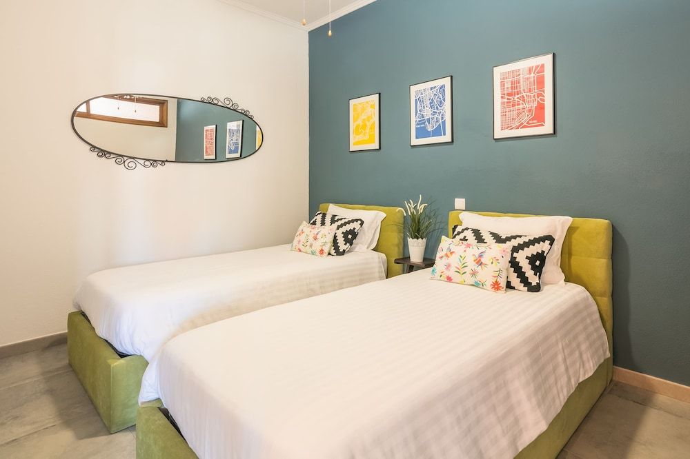 undefined Merc Porto Ribeira's Up place 5