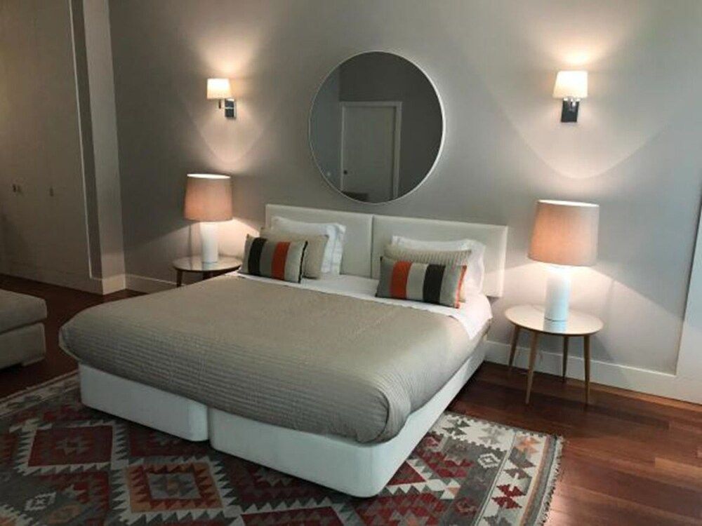 undefined Cardosas Apartments by Una 6