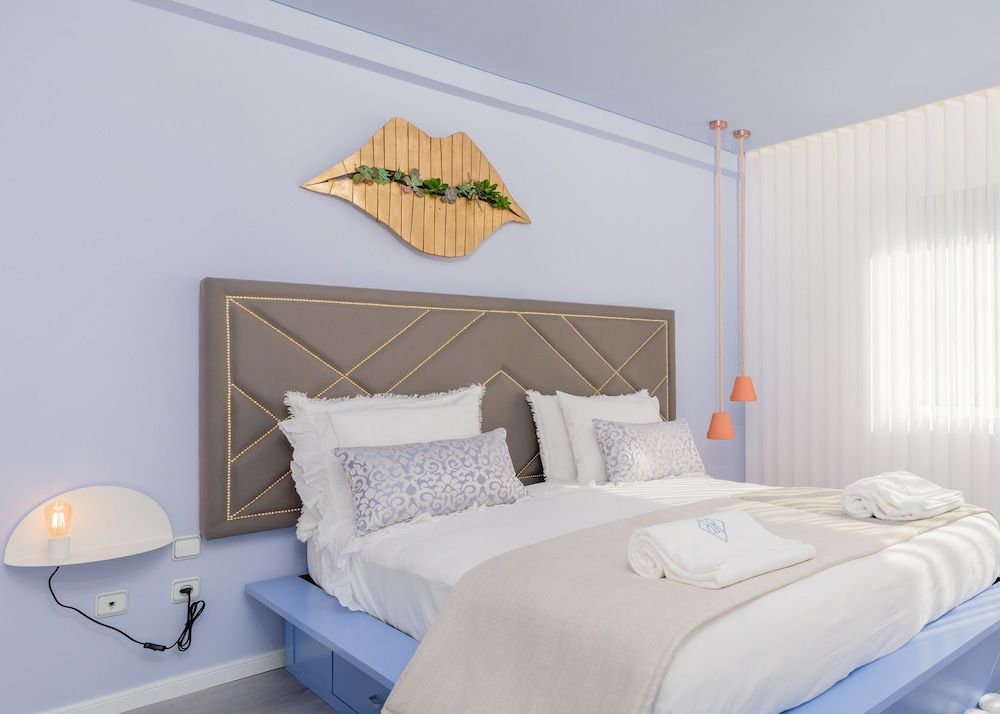 undefined Boutique Rentals - Provence Apartment 6