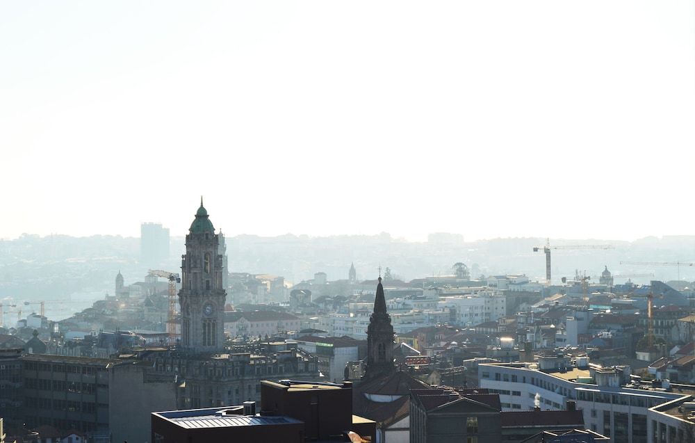 Pardal Apartment by JC Apartment, 5 Bedrooms, City View 6