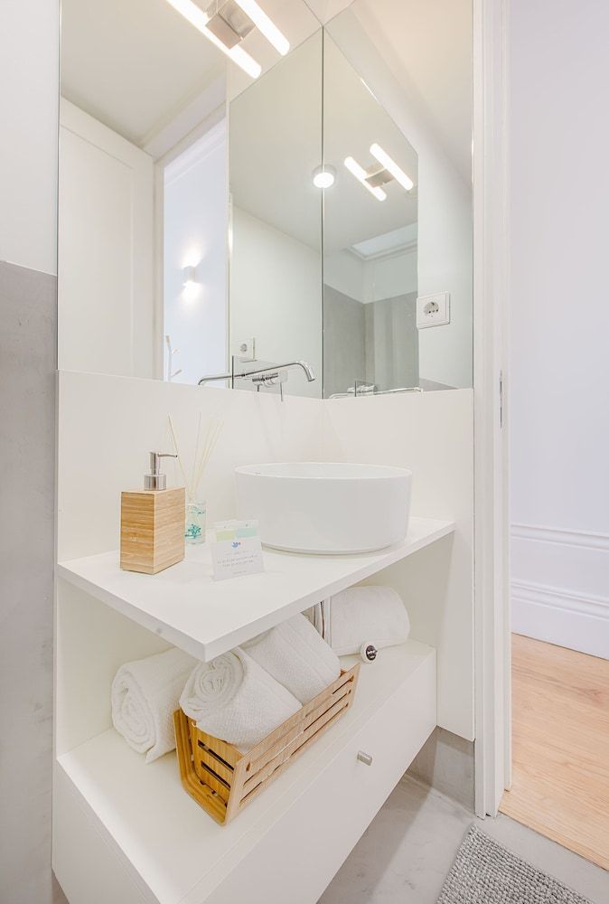 Invicta City Studio Studio 21