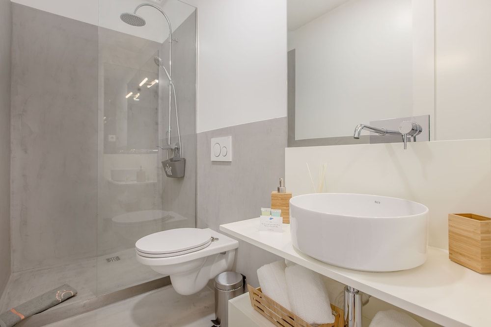 Invicta City Studio Studio 23