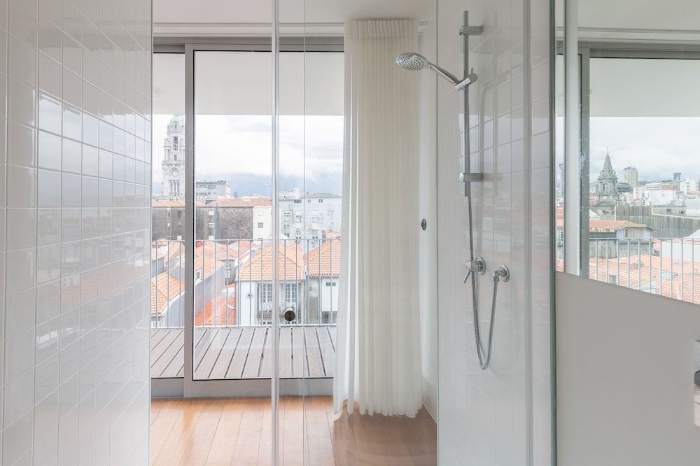 Oporto City Flats - Casa da Picaria Deluxe Double Room, 1 Double Bed 13