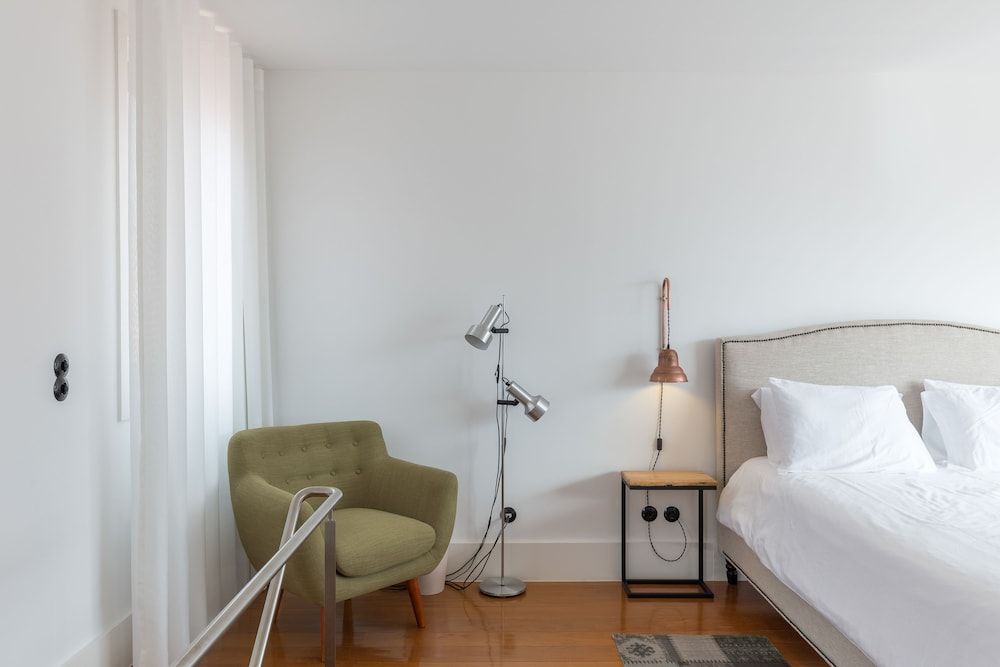 Oporto City Flats - Casa da Picaria Deluxe Double Room, 1 Double Bed 8