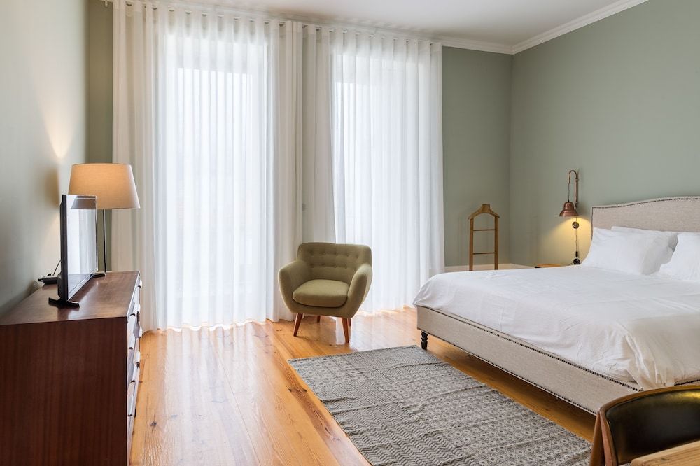 Oporto City Flats - Casa da Picaria Deluxe Double Room, Balcony 8