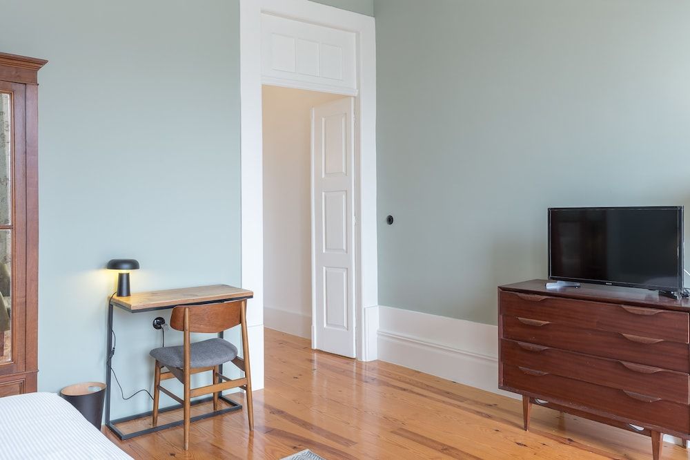 Oporto City Flats - Casa da Picaria Deluxe Double Room, Balcony 7
