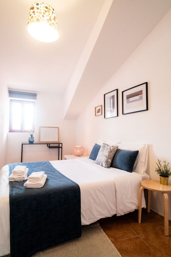 undefined Porto River House 9