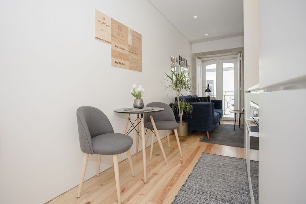 Liiiving in Porto - Cozy & Chic Downtown Studio 18
