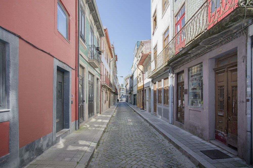 undefined Liiiving in Porto - Cozy & Chic Downtown 8
