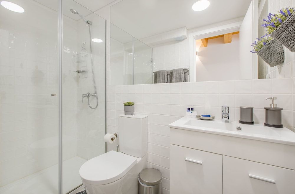 Oporto Bonjardim Loft Apartment, 1 Bedroom 22