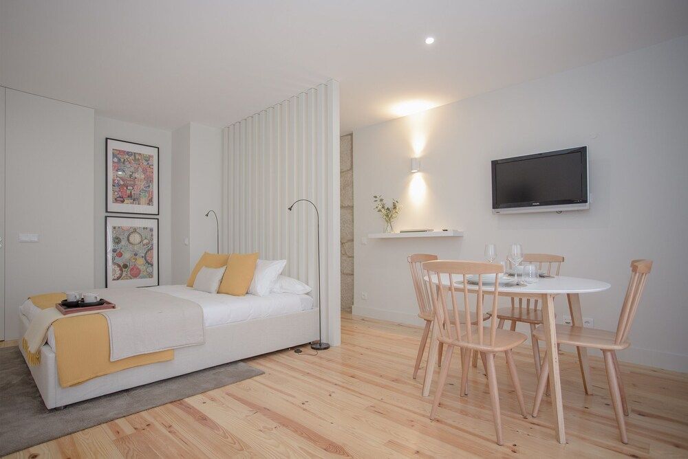 Liiiving in Porto - Charming Downtown Delight I Studio (I) 7